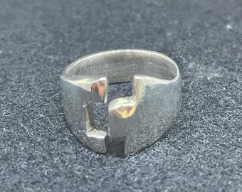 Athena Ring