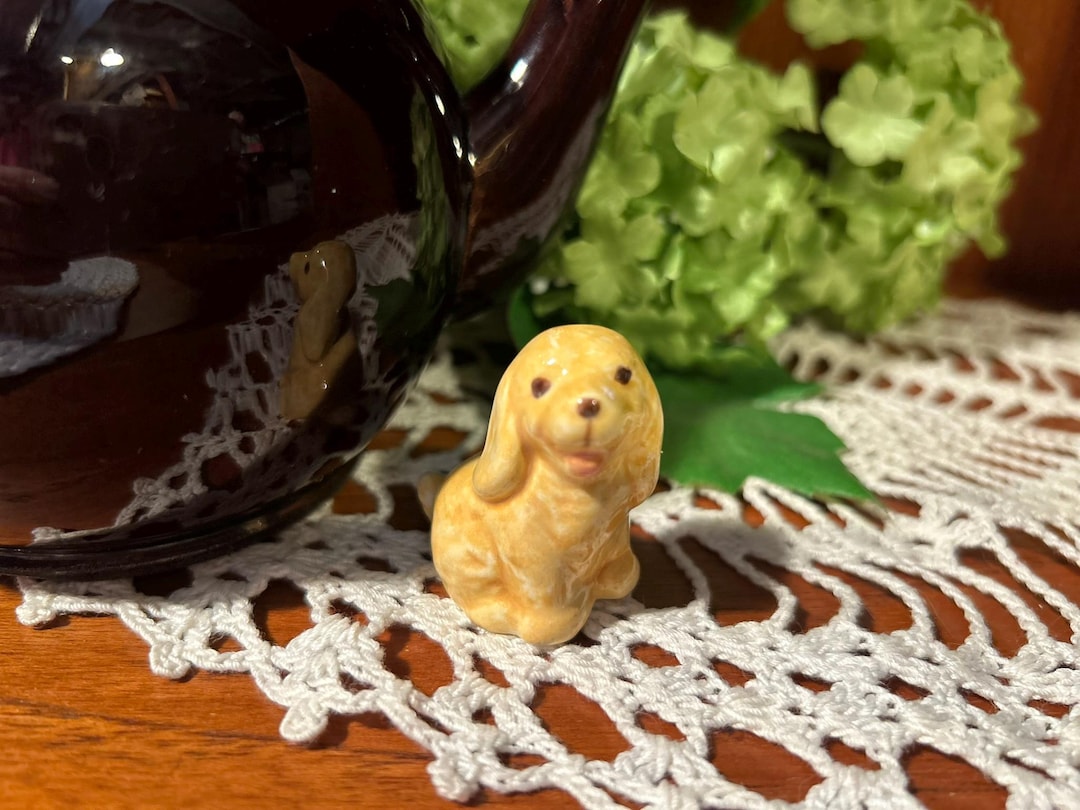 Vintage Golden Retriever Puppy Figurine – Mini Ceramic Dog, Lollopy ...