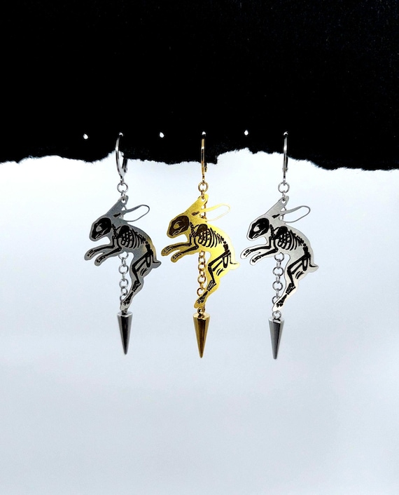 Hasenskelett Ohrring - Diy Goth / Punk Ohrring Animal skull mit Edelstahlspike EINZELNER OHRRING - wasserfest [sabotasche]