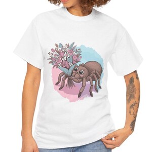 Pastel Goth Kawaii Tarantula T‑Shirt, Cute Spider Tee with Flowers, Unisex Cartoon Bug Shirt, Creepy Cute Graphic Tee, Funny Arthropod Tee