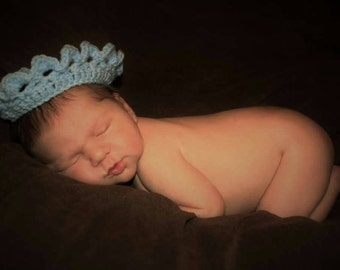 Crochet Newborn Crown- photo prop