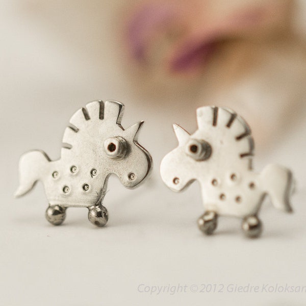 UNICORN Stud Earrings Sterling Silver Mini Zoo series