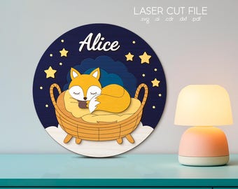 Tabliczka z imieniem dziecka w formacie SVG dla Glowforge, pliki wycinane laserowo, śpiące zwierzę, okrągła dekoracja do pokoju dziecięcego, lis, noc, gwiazdy