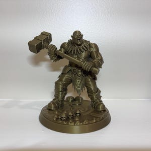 Fallout Super Mutant Statue: Wasteland Creature Display Figure