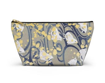 August Flower Accessory Pouch W T-bottom - Etsy Israel