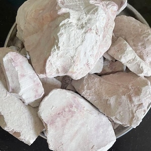 Calabar Clay – 150g unsmoked Kaolin Clay Chunks | Natural Clay from West Africa.