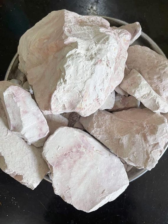 Calabar Clay Chunks – Natural Pinkish-White Creamy Sandfree Kaolin, West African Edible Clay
