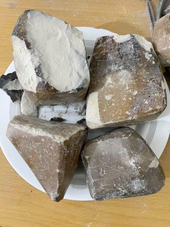 Eko White Clay Chunks – Natural Edible West African Clay, Lightly Smoked