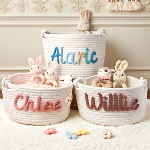 Personalisierter handgemachter Korb • Ostern • Korb • Baby Geschenk • Baby-Dusche-Geschenk • Baby Korb • I-Cord Stricken Handwerk • Spielzeug Organizer