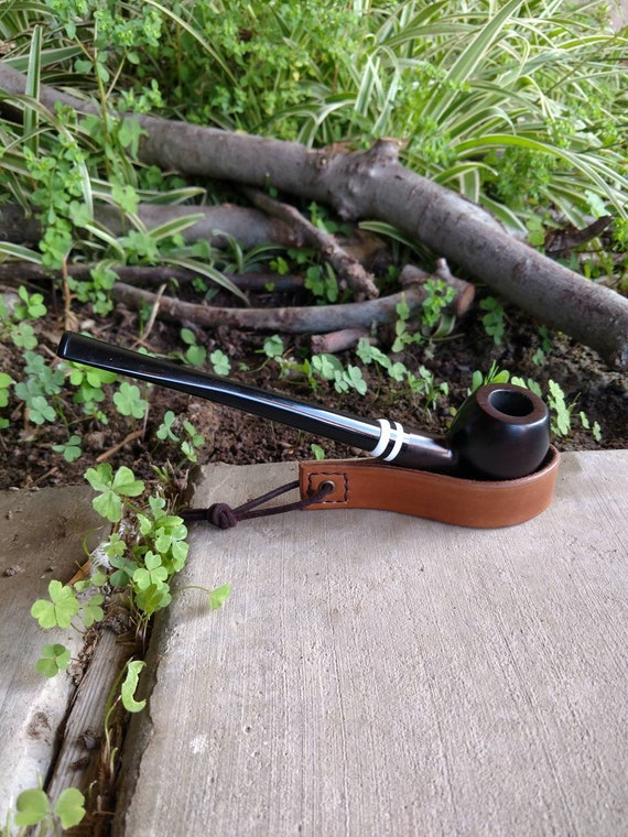 camping tobacco Portable Pipe Stand -leather Smoking Pipe Stand for Relaxation, Camping,  Woodsloafing, Bushcraft, Smoking, Lunting, Pipe Smoking Gift