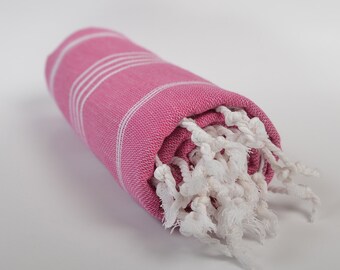 turkish towel, dark pink, highly absorbent, 100% cotton, peshtemal vs. towel, great quality, yoga, light to pack, tablecloth, quick dry