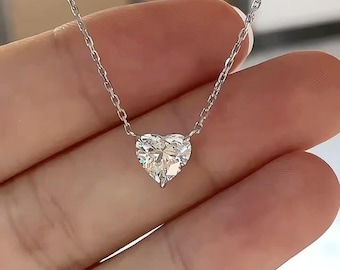 Collar de diamantes cultivados en laboratorio de 2 quilates con corte de corazón / Colgante de corazón solitario con cadena / Regalo de San Valentín para ella / Regalo de aniversario