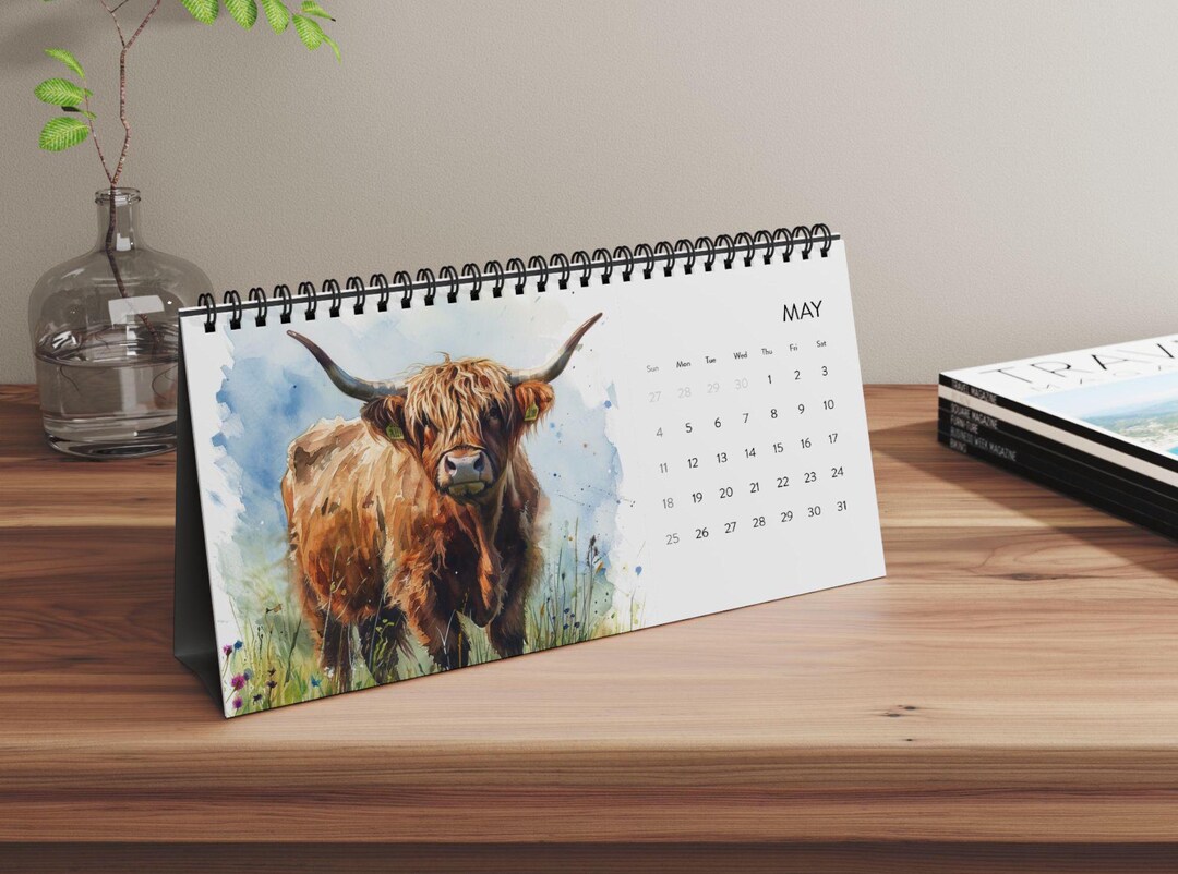 2025 Highland Cow Desk Calendar, Cute Desk Planner, Yearly Desk