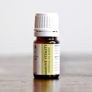 Immune Vitality Essential Oil Blend / Natural Remedy / Pure Essential Oils / Aromatherapy Oil (5ML)