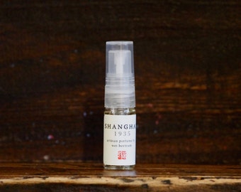 Shanghai 1935 Perfume / Pure Essential Oil Blend / Artisan Perfume / Travel Size (2.5ML)