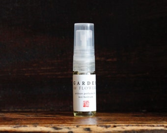 Garden of Flowers Perfume / Pure Essential Oil Blend / Artisan Perfume / Travel Size (2.5ML)