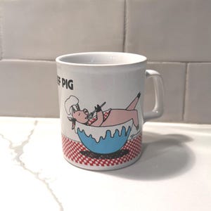 Tazza vintage Kiln Craft June Sobel Chef Pig, Made in England, tazza da caffè retrò anni '80 Epigcure, decorazione umoristica per la cucina.