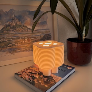 Flor Panot Barcelona Lámpara Souvenir - Lámpara de diseño - Decoración Barcelona, mesita de noche, regalo original Barcelona - LUMITA LIGHTS