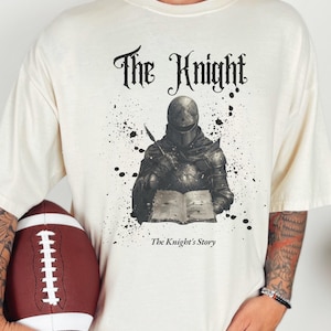 Medieval Knight T-Shirt Vintage Armor Tee Gothic Fantasy Shirt Aesthetic Graphic Tee Dark Academia Shirt Gift for Him Book Lover
