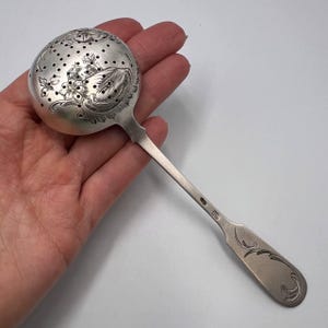 Coador de chá original antigo imperial russo de prata 84 gravado e assinado