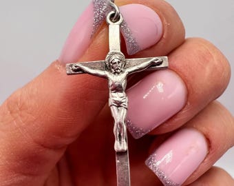 Solid 925 Sterling Silver Jesus Crucifix Cross Pendant Charm Stamped 1.35g