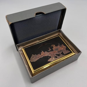 1960&#39;s Vintage Mechanical Musical Compact Cosmetic Powder Box Gold Tone Works
