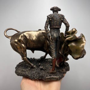 Matador Fighting Bull Statue Figure Polystone Bronze Home Decor Gift Italy 6.5&quot;