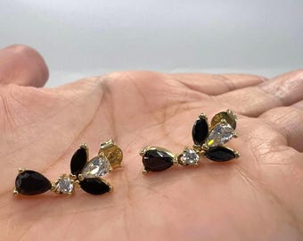 Nieuw Chique 14K geelgouden oorbellen met zwart-witte zirkoon, elegant en uniek