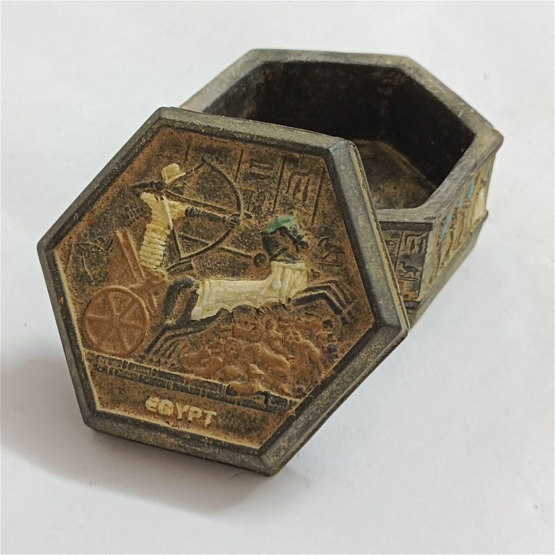 Faraoni Box Rare Egyptian Pharaonic Box – Antique Chariot Scene, Ancient Style ...