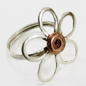 Sterling Silver and Copper Ring - Any size, Copper and Silver Flower Ring, Mixed Metal Ring, Handmade Rings, Daisy Ring