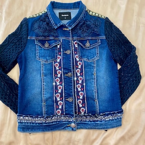 デシグアル 刺繍デニムジャケット：ボヘミアンニットスリーブジーンズ 