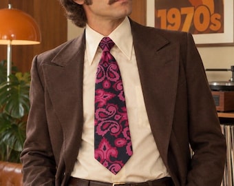 Vintage 1970s Tie 10 cm x 134 cm F. W. Müller Salzburg Wide Necktie Pink Black Baroque Retro Statement Tie
