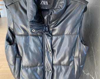 Zara Black Puffer Faux Leather Vest Women's Size L – Quilted