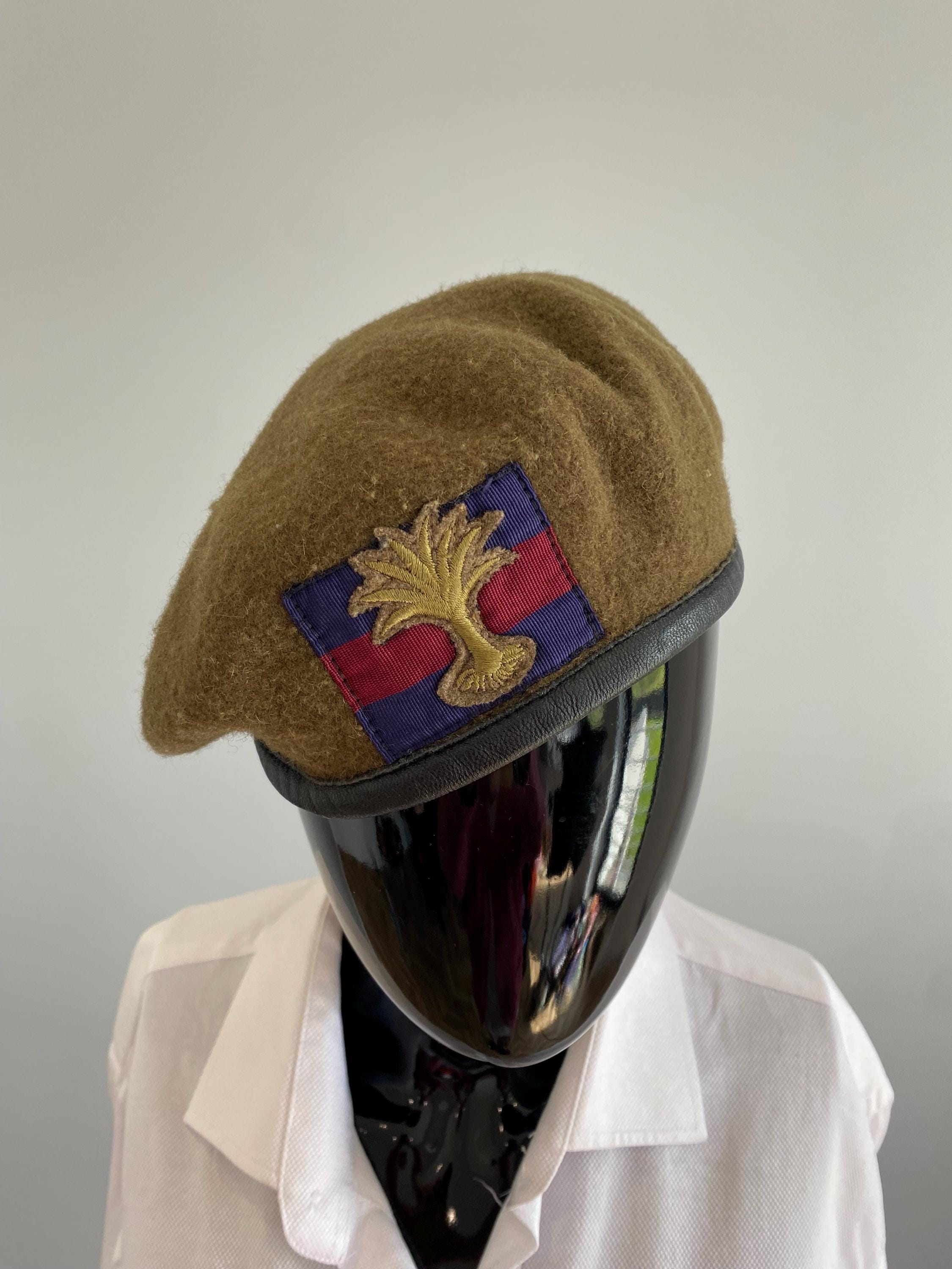 【実物美品】イギリス軍 グレンギャリー帽 ブラック il_fullxfull.8062680735_mm2u.jpg