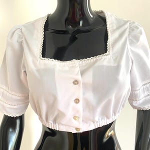 Womens Top M  short sleeve  white crop top dirndl top Dirndl Blouse  white Blouse festival top Octoberfest Blouse pirate Blouse like new