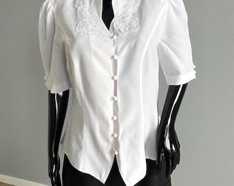 Vintage Park Lane White Blouse with Embroidered Stand Collar, Puff Sleeves – M/L (US 10–12)