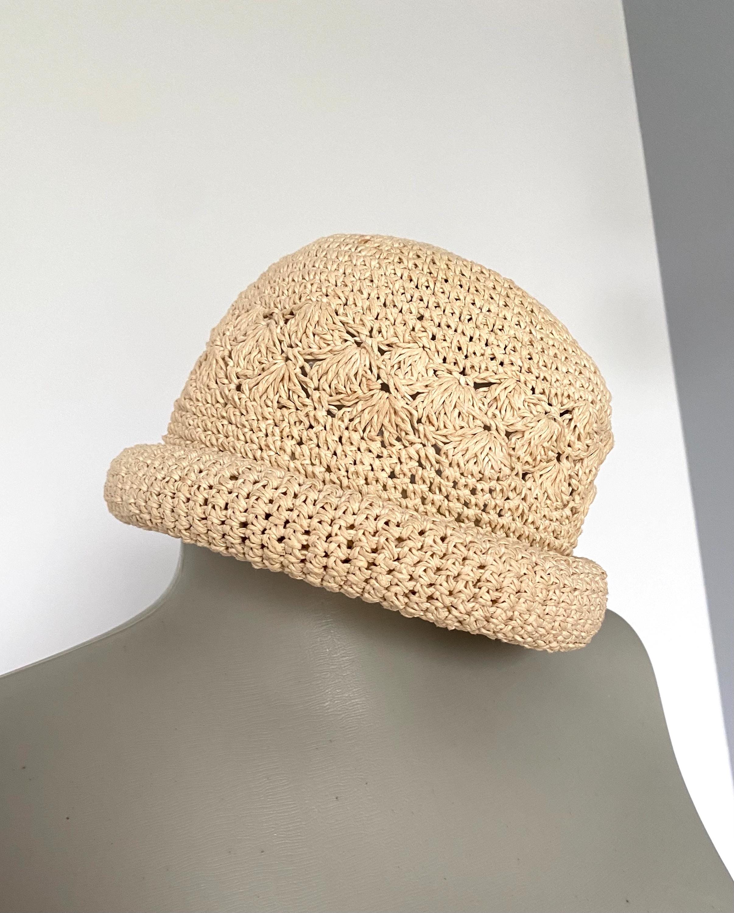 Vintage 1960s Hand-crocheted Hat – Gabriel Feliu Pedros for 