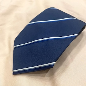 Tie Switzerland silk tie Wedding clothes Wedding tie Vintage tie 100% silk navy blue  striped retro tie office men clothing