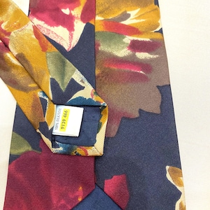 Made in UK tie- silk tie- Wedding clothes -Wedding tie- Vintage  100% silk navy blue retro tie -office men clothing