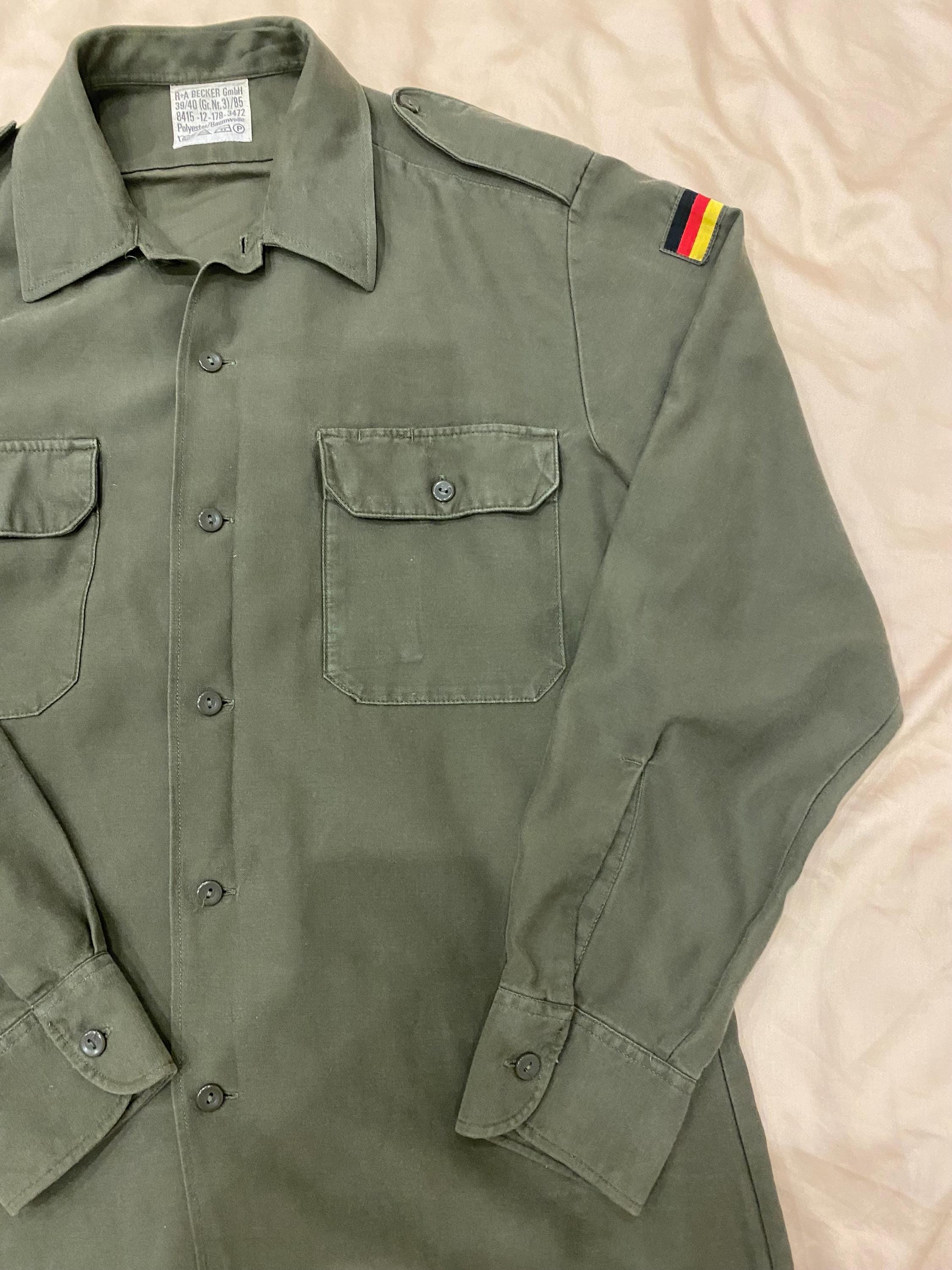 Chemise grise - taille 8 ans - Vêtements