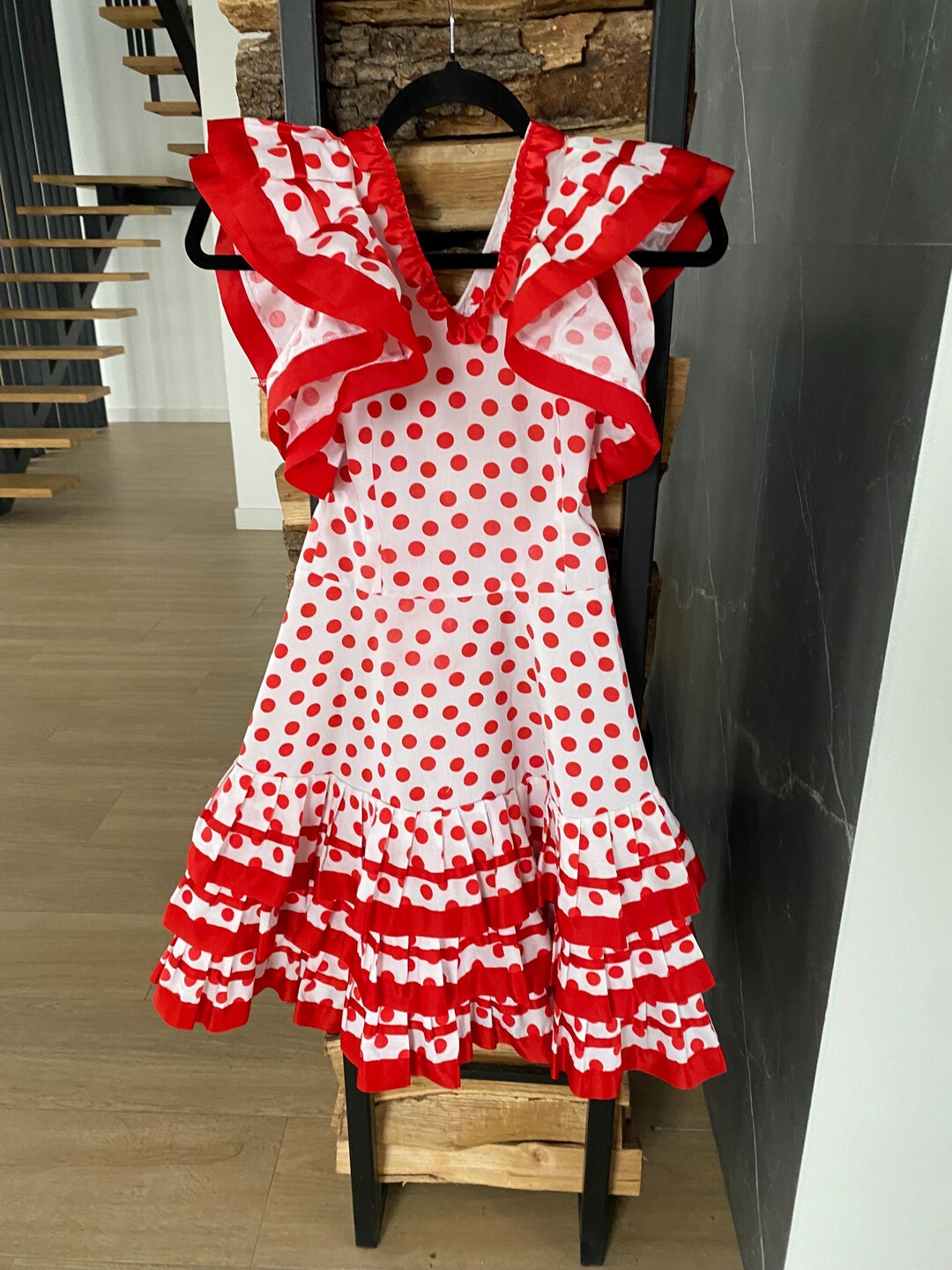 Spanish Ruffles Red White Flamenco Dress: Spanish Ruffle Dance Costume - Size 8-10 Year ...