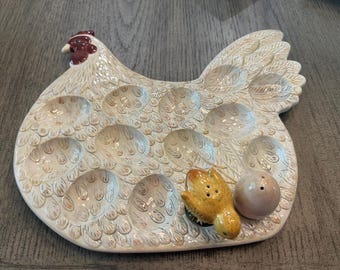 Warren Kimble Henny and Penny Deviled Egg Plate With Chicken Salt and Egg Pepper Shakers