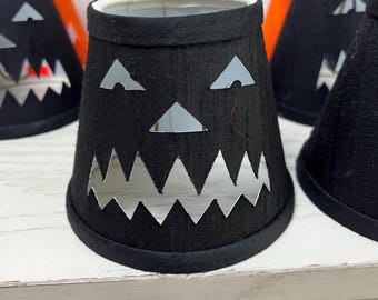 Ballard Designs Jack-O-Lantern Chandelier Shade • Discontinued Halloween Pumpkin Lamp Shade • Clip On Seasonal Lighting Decor • Item #LS378