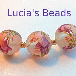 Beautiful Pink Lily Japanese Tensha Beads in 12 MM (5)