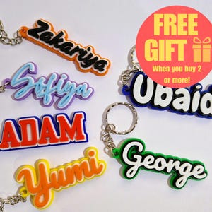 Personalized 3D Printed Name Keychain: Custom Colors & Fonts