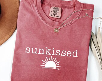 Comfort Colors® Sunkissed Shirt, Beach Shirt, Oversized Sunkissed Shirts, Summer Shirts, Cute Beach Summer Boho Tee, Sunkissed Beach Shirt