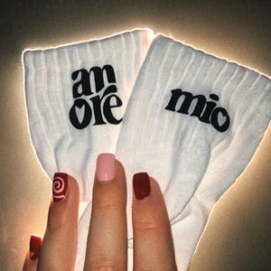 Barnstrumpor Amore Mio Statement Socks Bomullssportstrumpor vita