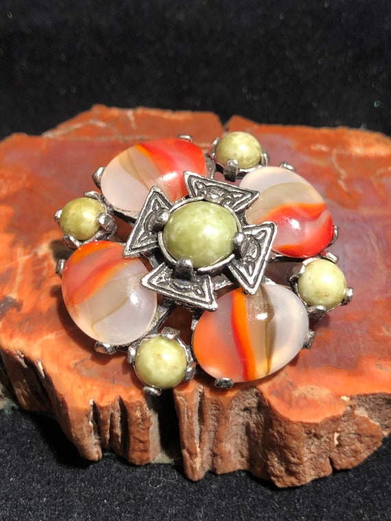 Mid Century Natural Agate and Aventirine Brooch
