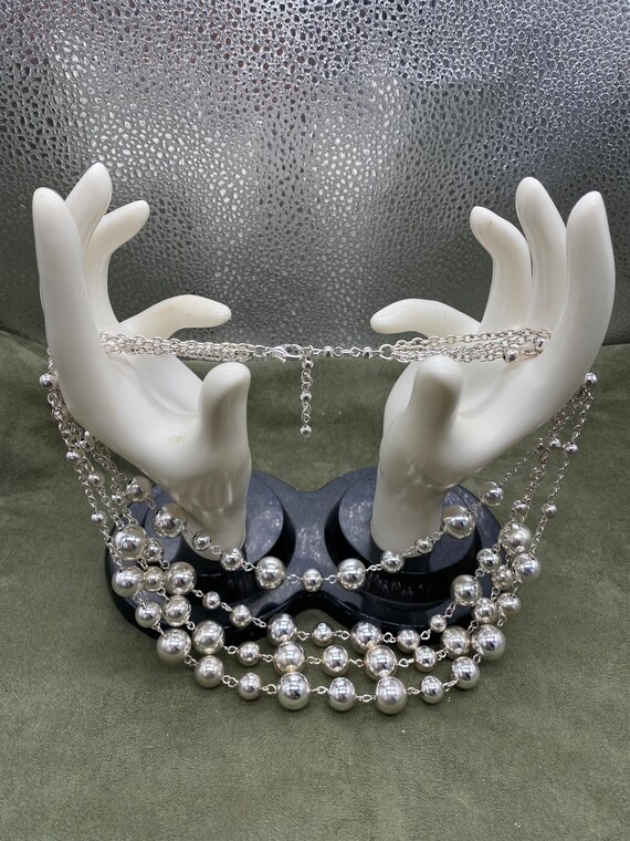 Pretty 3 Strand Silver Beads and Chain Necklace G… - image 4