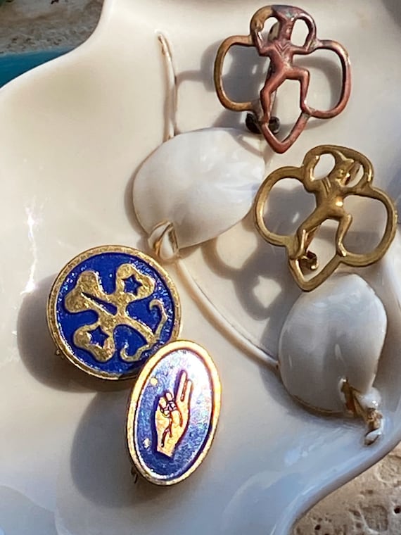 girl scout pins vintage Gem
